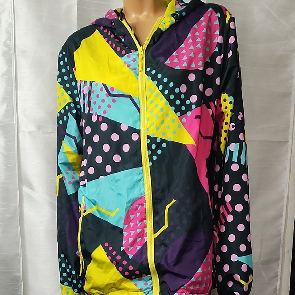 black jack Jackets & Blazers - Blackjack Women's Vibrant Geometric Patterned Windbreaker Size‎ L